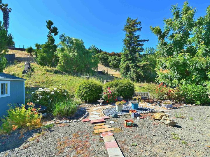 1016 Sandpoint Dr, Rodeo, CA | Rodeo Hills. Photo 30 of 44