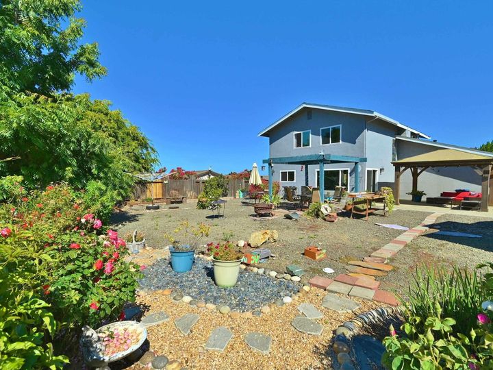 1016 Sandpoint Dr, Rodeo, CA | Rodeo Hills. Photo 37 of 44