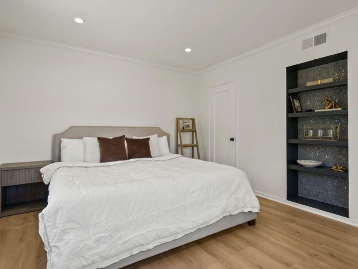 1039 Rose Ave, Oakland, CA | . Photo 19 of 53