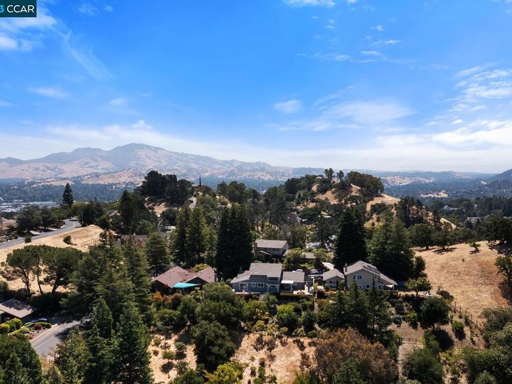 106 Secluded Pl, Lafayette, CA | Secluded Valley. Photo 50 of 55