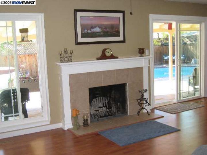 1091 Madison Ave Livermore CA Home. Photo 6 of 6