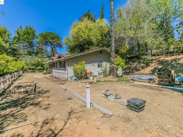 1099 Country Club Dr, Lafayette, CA | Lafayette Manor. Photo 24 of 33