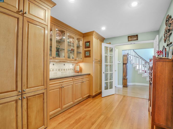 1100 Glenwillow Ln, Concord, CA | Pine Hollow. Photo 17 of 40