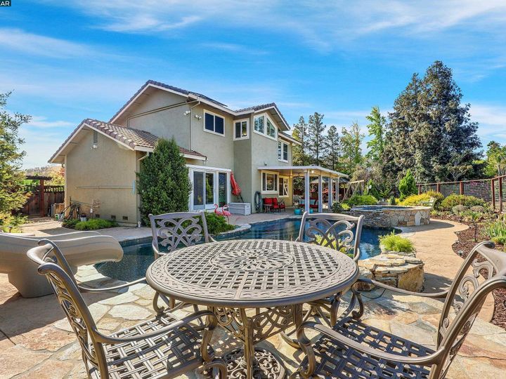 1100 Glenwillow Ln, Concord, CA | Pine Hollow. Photo 33 of 40