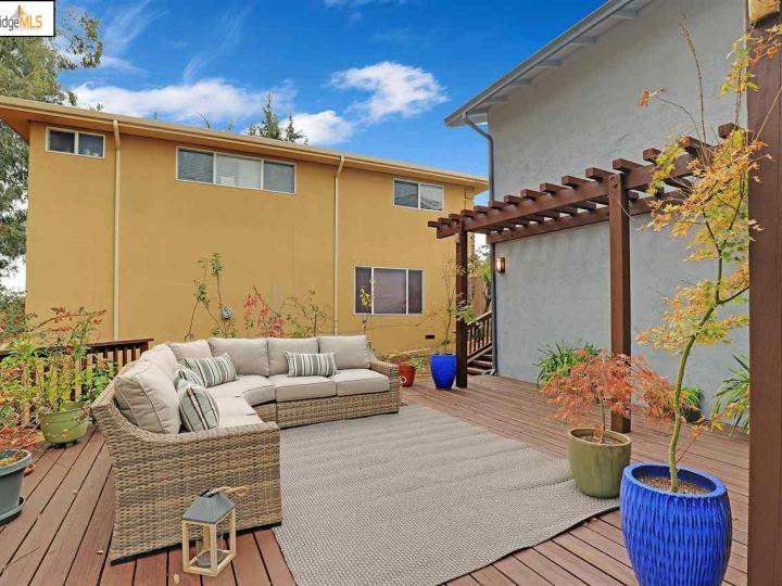 11044 Cliffland Ave, Oakland, CA | Knowland Park. Photo 24 of 27