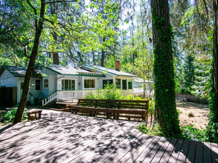 11810 Hanley Dr, Grass Valley, CA | . Photo 8 of 38