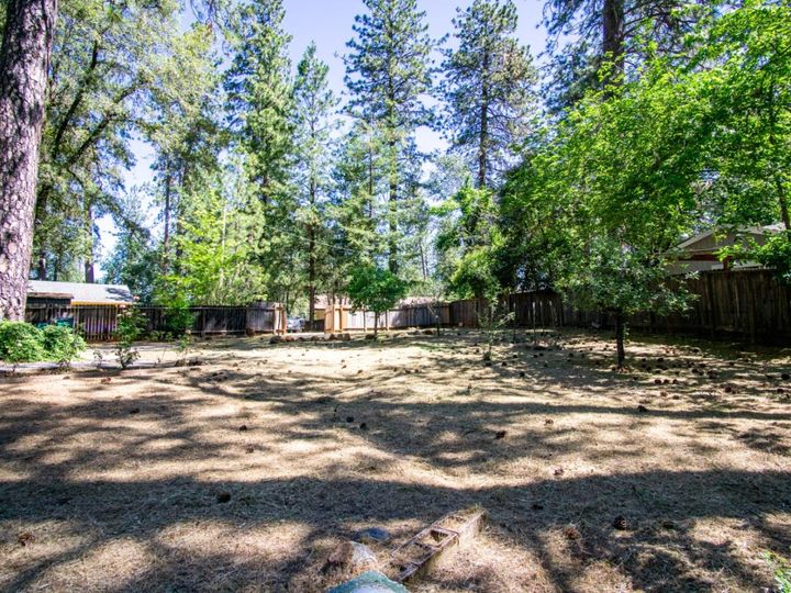 11810 Hanley Dr, Grass Valley, CA | . Photo 10 of 38