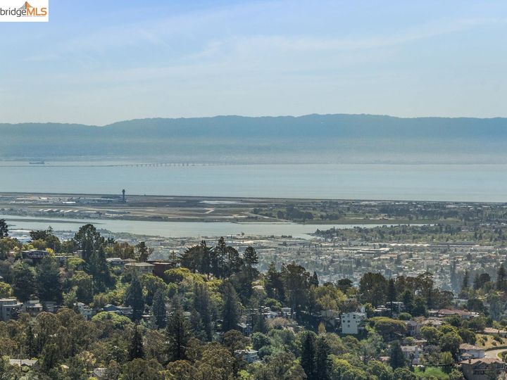 12 Observation Pl, Oakland, CA | Montclair Hills. Photo 26 of 60