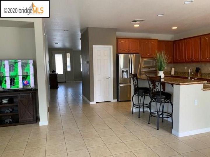 1222 Jewel Flower Dr, Patterson, CA | . Photo 11 of 33