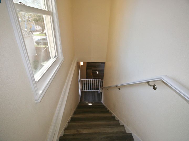 1247 Pine St, Pittsburg, CA | Central Addition. Photo 17 of 25