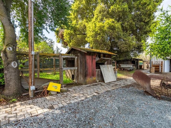 13375 Foothill Ave, San Martin, CA | . Photo 32 of 40