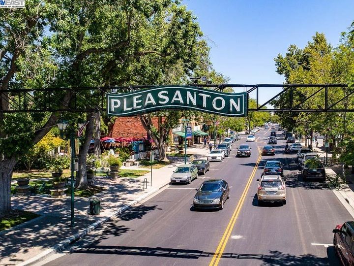 1346 Ridgewood Rd, Pleasanton, CA | Pleasanton Vally. Photo 21 of 24