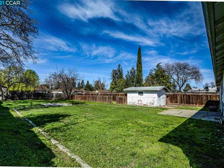 1381 Rosemary Ln, Concord, CA | Tree Haven. Photo 31 of 35