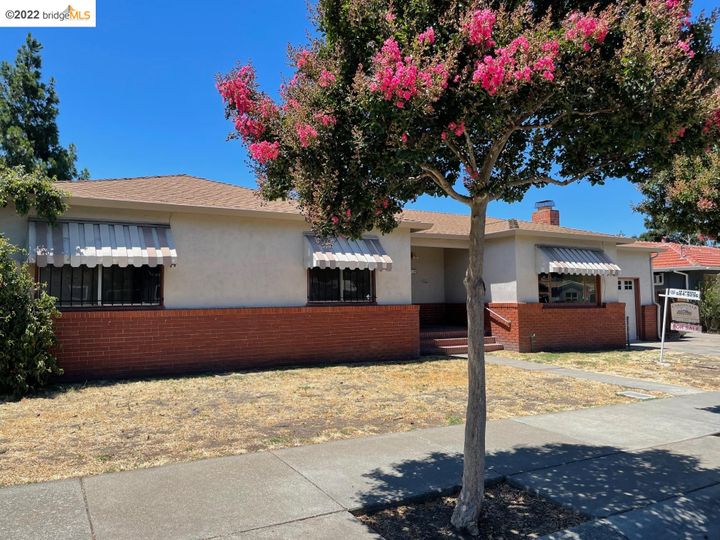 142 Dimaggio Ave, Pittsburg, CA | Parkside Manor. Photo 1 of 18