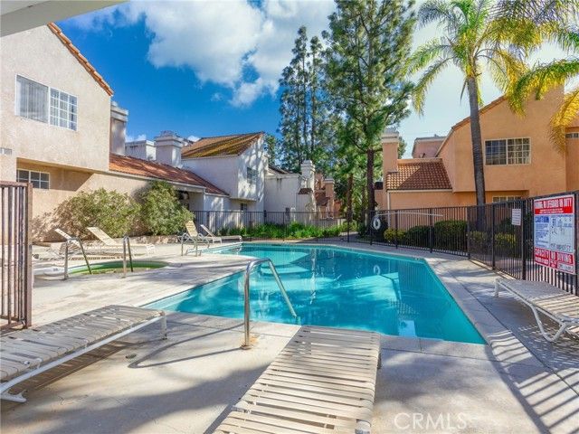14395 Nordhoff St #B, Panorama City (los Angeles), CA, 91402 Townhouse. Photo 32 of 44