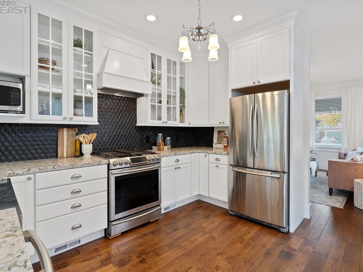 1544 5th St, Alameda, CA | West End. Photo 15 of 32