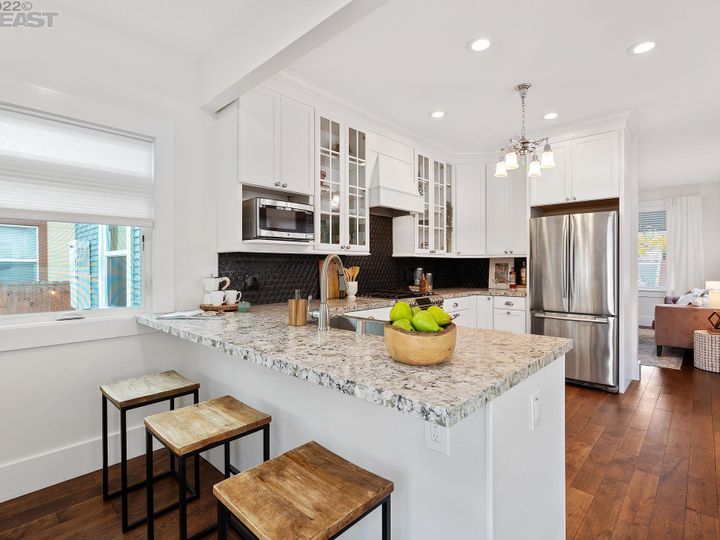 1544 5th St, Alameda, CA | West End. Photo 18 of 32