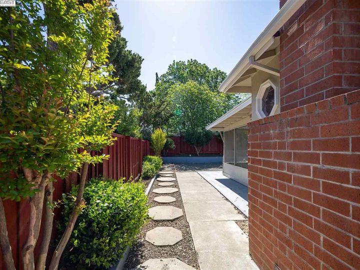 1554 Claycord Ave, Concord, CA | . Photo 28 of 31