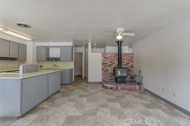 15707 Lakeside Dr, Weed, CA | . Photo 11 of 44