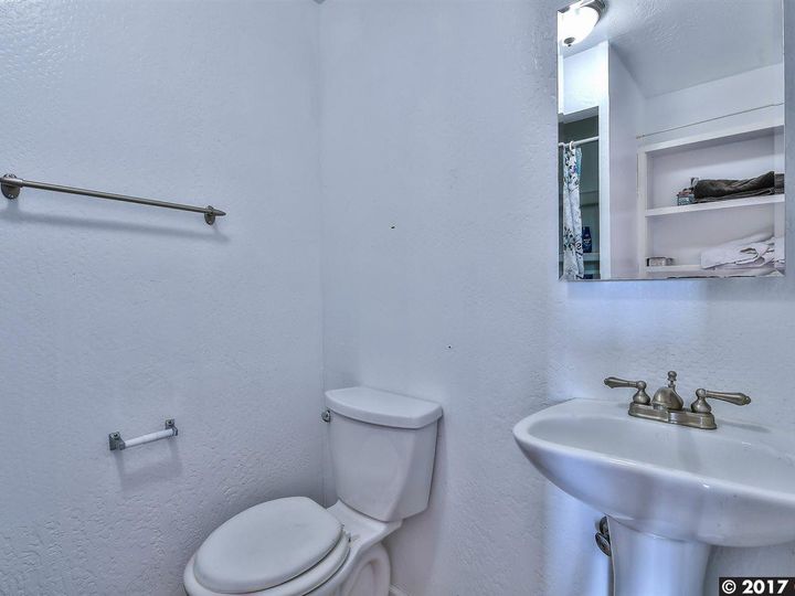 1647 40th Ave, San Francisco, CA | Outer Sunset. Photo 18 of 22