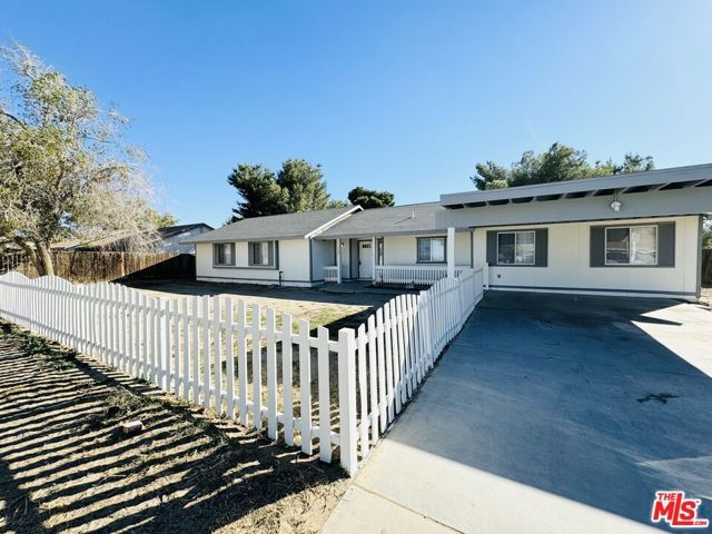 16622 Mossdale Ave, Lancaster, CA | . Photo 3 of 23