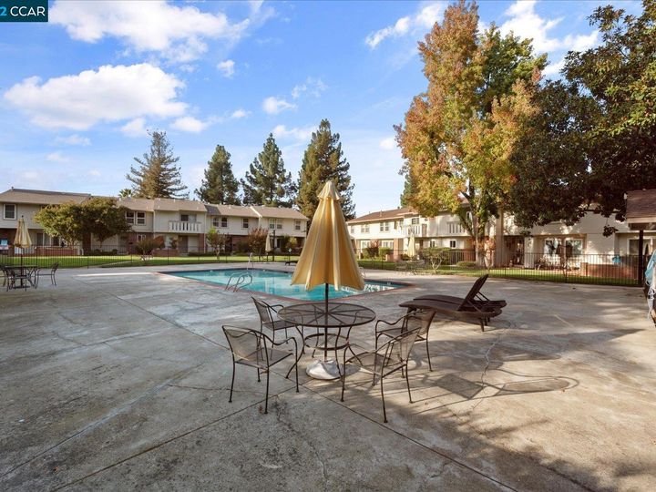 1802 Wildbrook Ct #C, Concord, CA, 94521 Townhouse. Photo 44 of 51