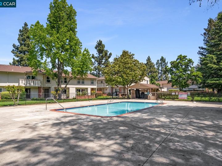 1810 Wildbrook Ct #E, Concord, CA, 94521 Townhouse. Photo 26 of 29