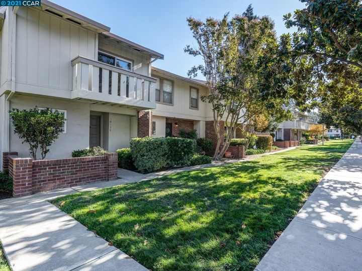 1815 Wildbrook Ct #C, Concord, CA, 94521 Townhouse. Photo 5 of 31