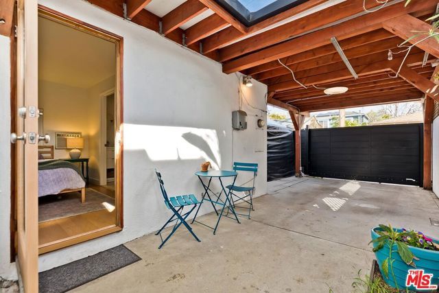 1830 Walgrove Ave, Los Angeles, CA | . Photo 29 of 33