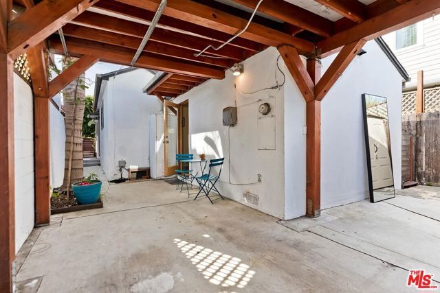 1830 Walgrove Ave, Los Angeles, CA | . Photo 32 of 33