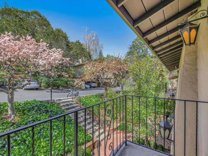 18400 Overlook Rd #35, Los Gatos, CA, 95030 Townhouse. Photo 21 of 28