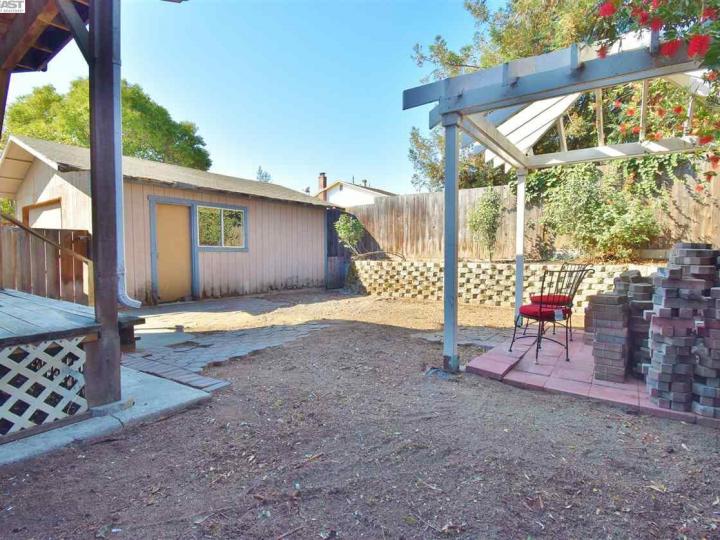 19103 Parsons Ave, Castro Valley, CA | . Photo 37 of 39