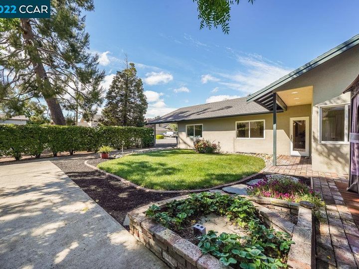 2 Clark Ct, Concord, CA | Ayers Ranch. Photo 22 of 27