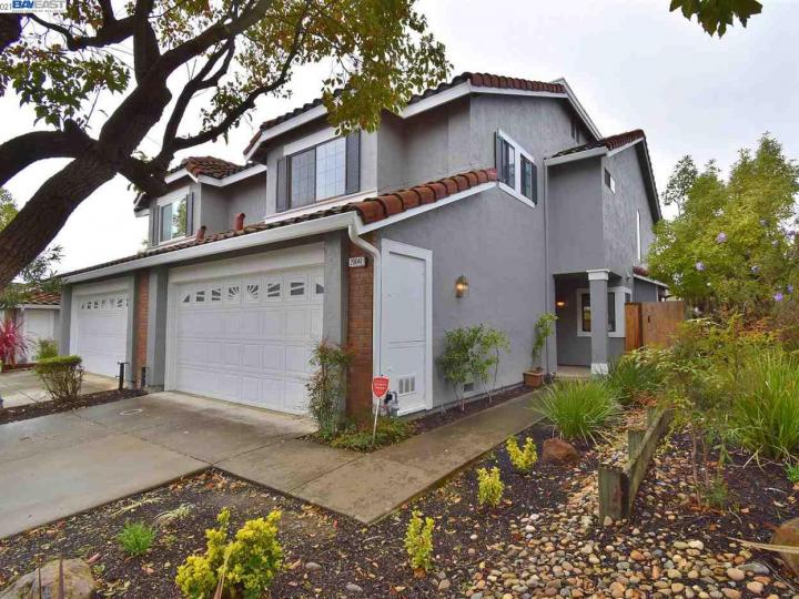 20041 Rawhide Way, Castro Valley, CA, 94552 Townhouse. Photo 1 of 40