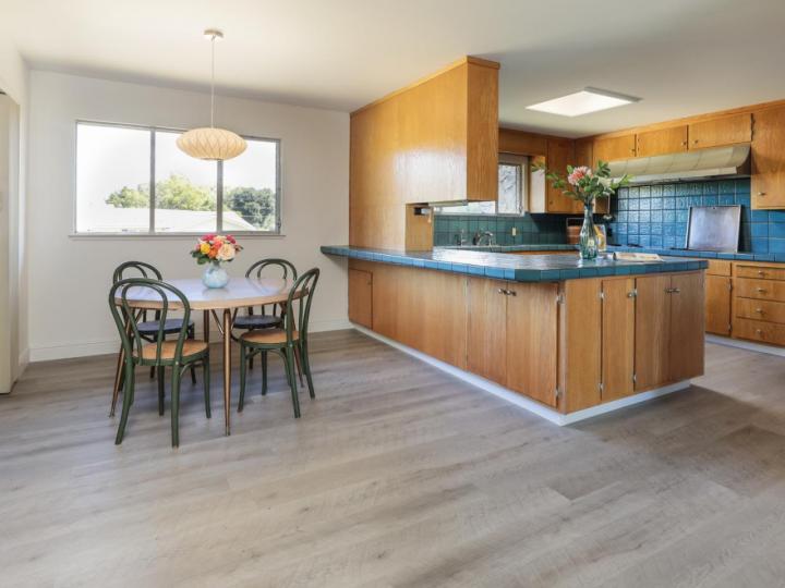 20750 Russell Ln, Saratoga, CA | . Photo 12 of 40