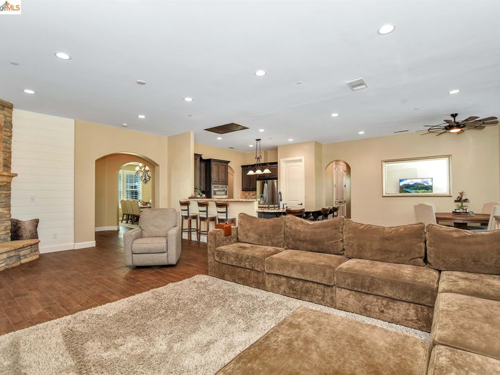 2100 Bartels Dr, Brentwood, CA | . Photo 16 of 59