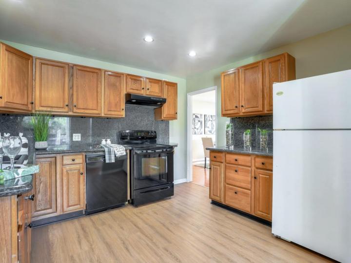 22158 Belle St, Castro Valley, CA | . Photo 6 of 40