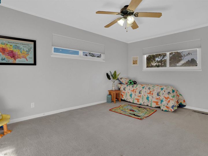 2266 S Crest Ave, Martinez, CA | Downtown Martine. Photo 24 of 31