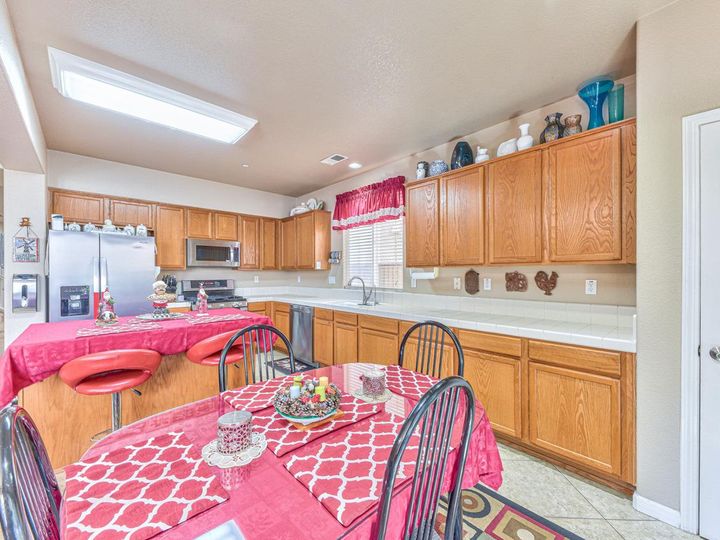 227 Tuscany Ave, Greenfield, CA | . Photo 12 of 46