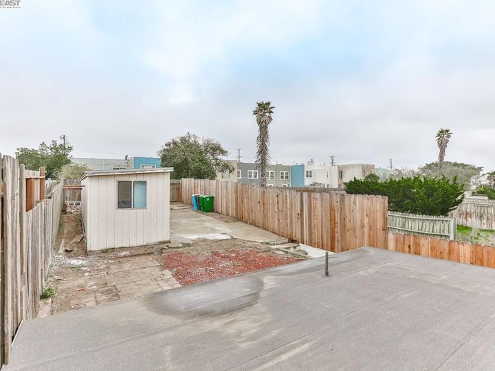 2318 47th Ave, San Francisco, CA | Outer Sunset. Photo 38 of 40
