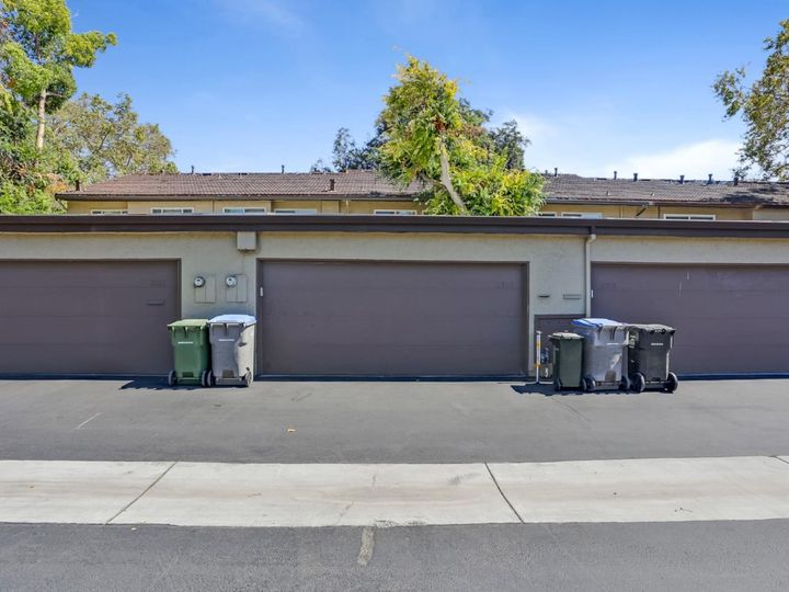 2320 Meadowmont Dr, San Jose, CA, 95133 Townhouse. Photo 40 of 50