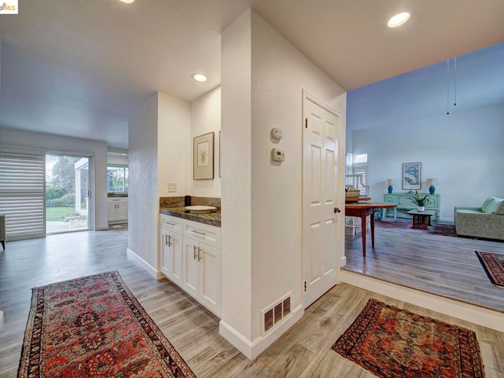 2368 Wayfarer Dr, Discovery Bay, CA | Discovery Bay Country Club. Photo 18 of 38