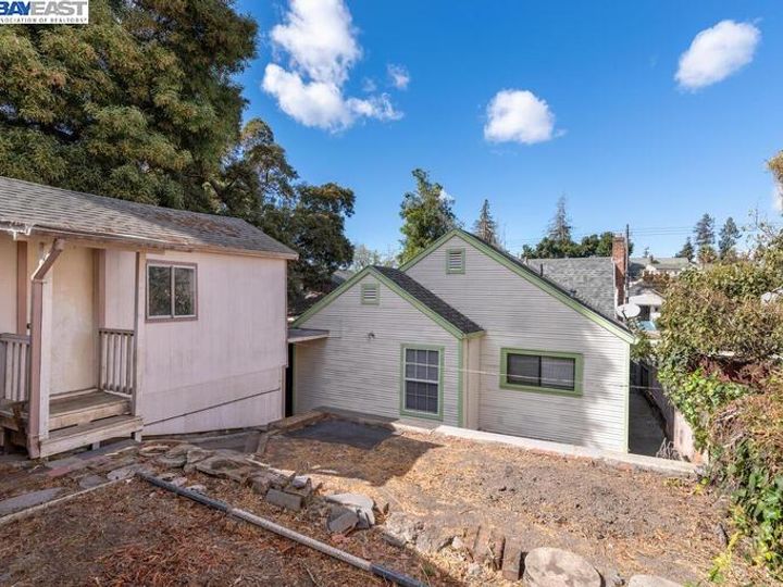 2416 14th Ave, Oakland, CA | Highland Park. Photo 28 of 30