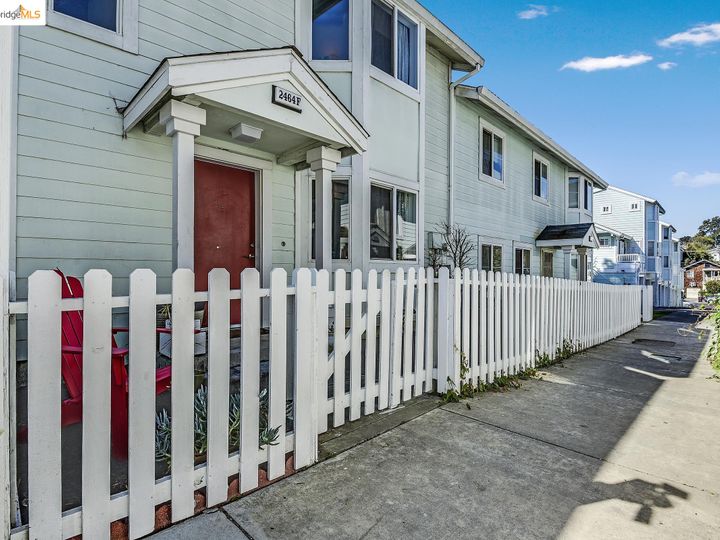 2464 26th Ave #F, Oakland, CA, 94601 Townhouse. Photo 1 of 16