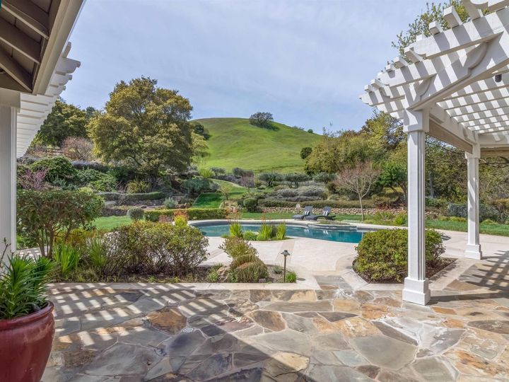 247 Tiburon Ct, Walnut Creek, CA | Secluded Valley. Photo 41 of 60