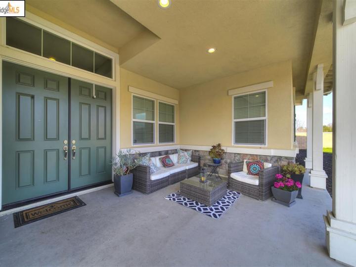 2473 Emerald Bay Dr, Brentwood, CA | Brentwood. Photo 5 of 40
