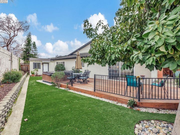 2495 Regal Dr, Union City, CA | Town & Country. Photo 42 of 56