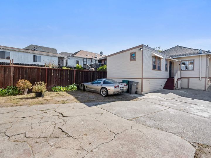 2511 12th Ave, Oakland, CA | Highland Park. Photo 27 of 29