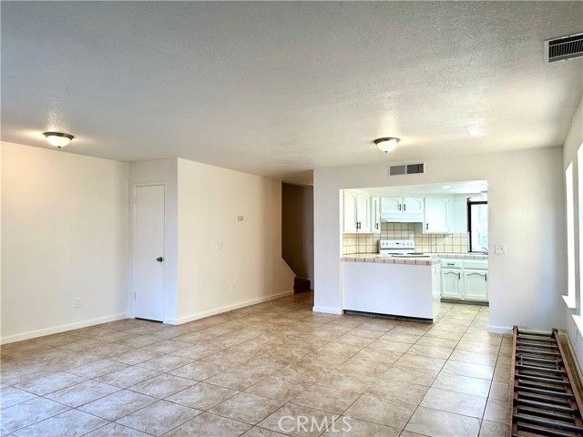 2511 N Knoll Ave, Fresno, CA | . Photo 6 of 21