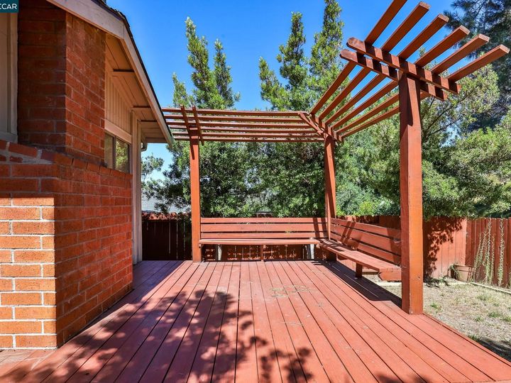 253 Holiday Hills Dr, Martinez, CA | . Photo 21 of 23